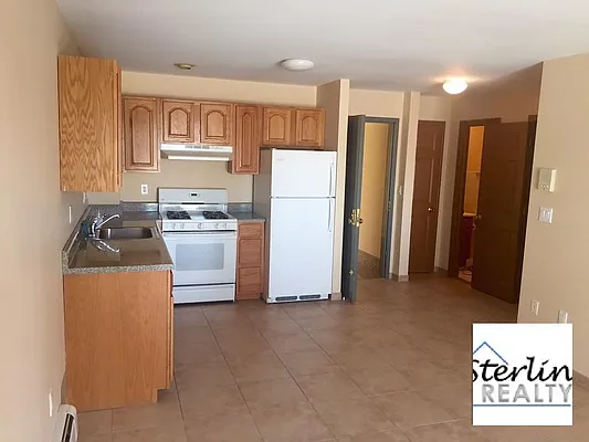 Rented by Sterling Realty Solution Inc | media 17