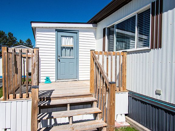 3rd image of 3033 Townline Rd #83