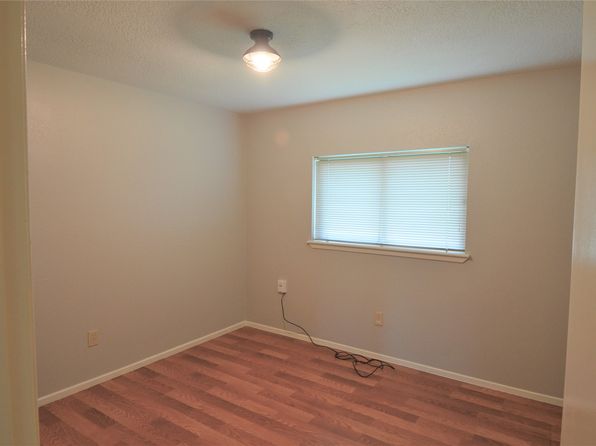 24006 Merry Oaks Dr #24006