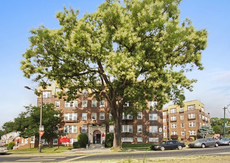 1st image of 1122 Cobbs Creek Pkwy APT 201A