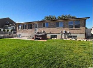 9657 S Pendleton Way, South Jordan, UT 84095