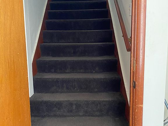 3rd image of 620 Ash St #2