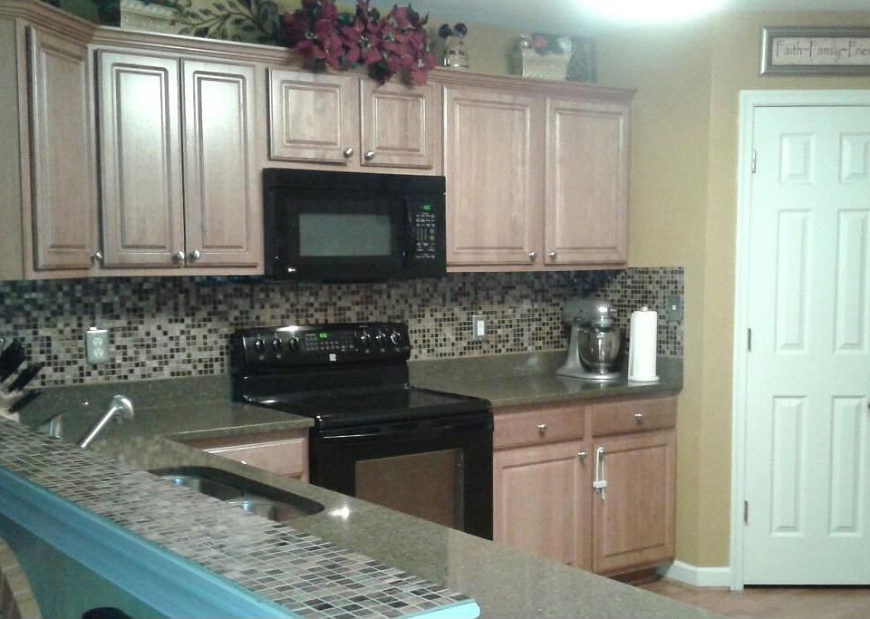 kitchen with glass tile