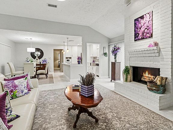 5th image of 8327 Spring Wind Dr
