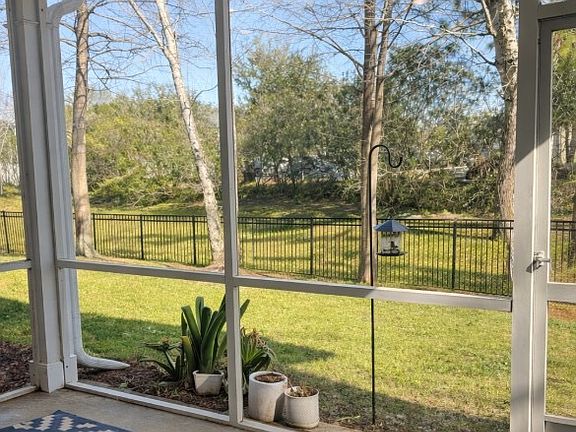 4th image of 4816 Parkhurst Pl