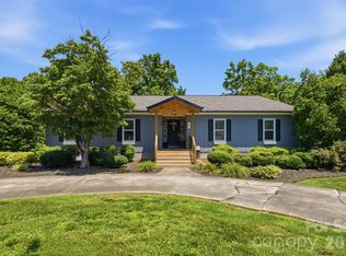 21 Eagle Dr, Taylorsville, NC 28681
