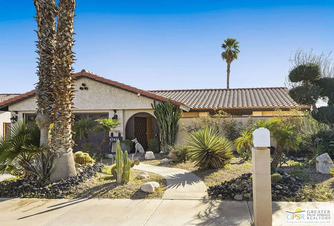 Quijo Rd, Cathedral City — Photo 2