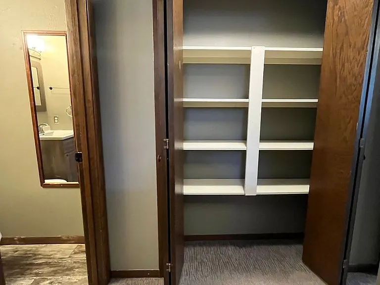 4307 S Locust Dr — Photo 18