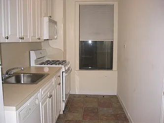 Rented by Rita S Citrin, LREB