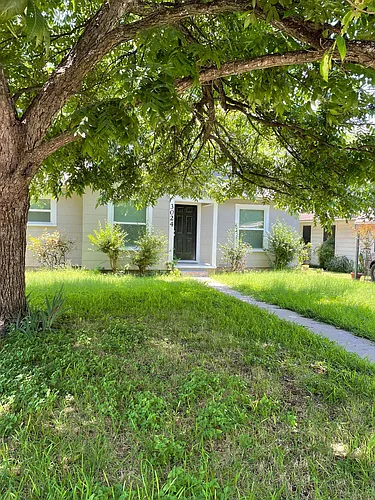 3024 Colonial Ave Photo 1