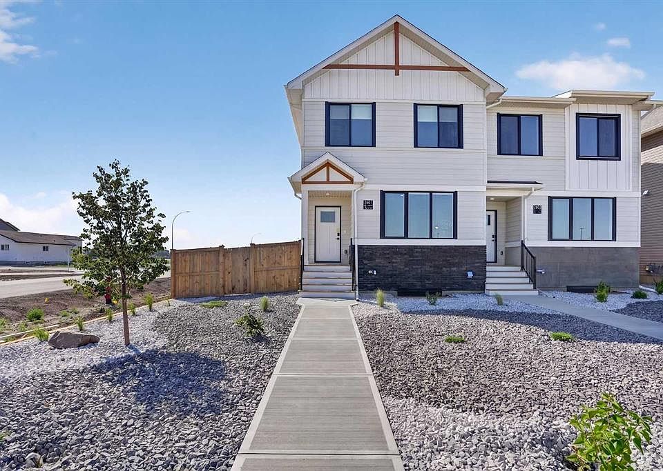 1st image of 2603 N 16th Ave