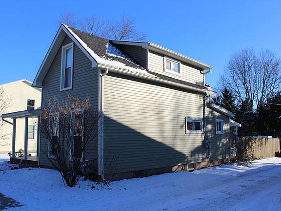 3rd image of 163 Broadway St