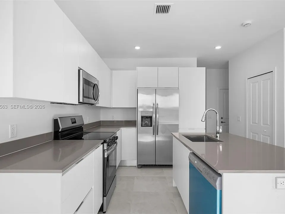19102 SW 345th Ter #19102