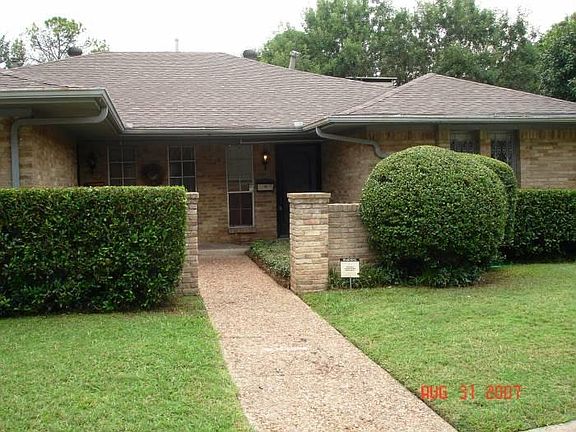 3630 Stables Lane Duplex
