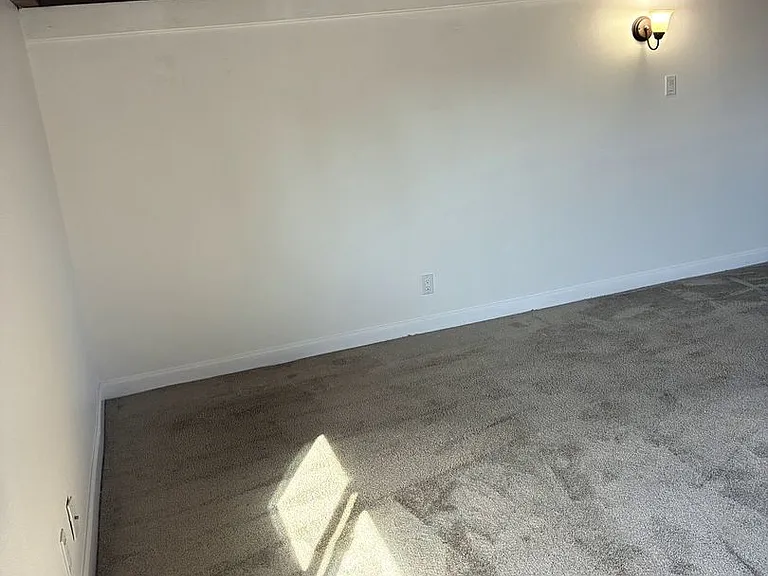 3853 Sunset Ln — Photo 35