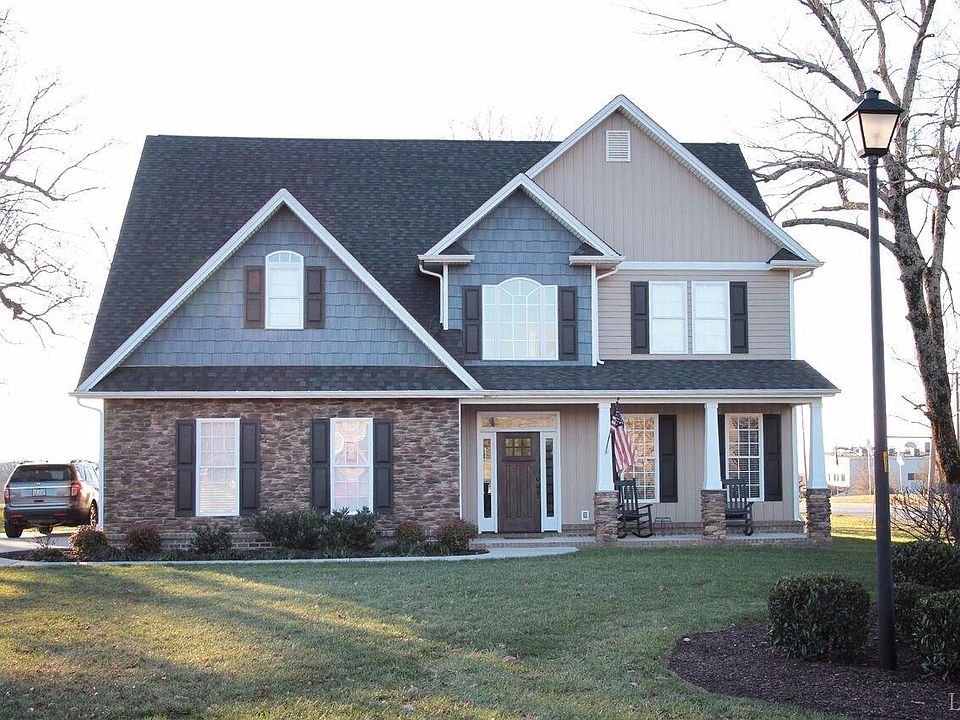 1st image of 1023 Farmington Dr