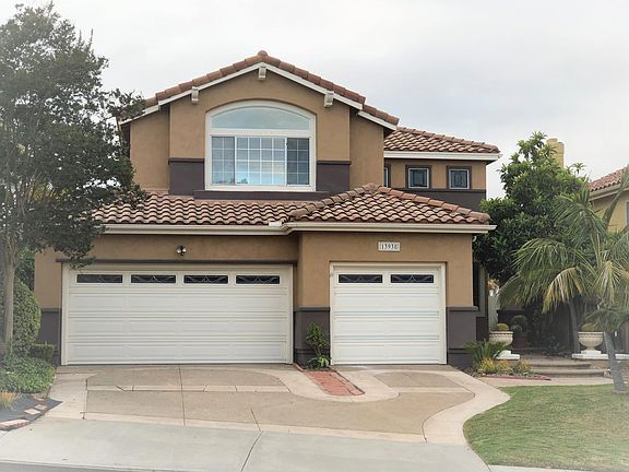 2nd image of 13938 Sparren Ave
