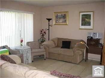 4th image of 23352 Via San Martine