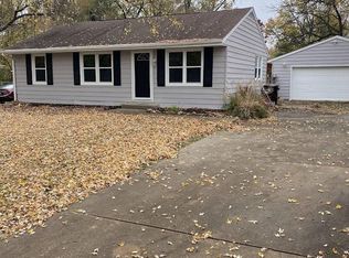 5008 N Renwood Ave, Peoria, IL 61614