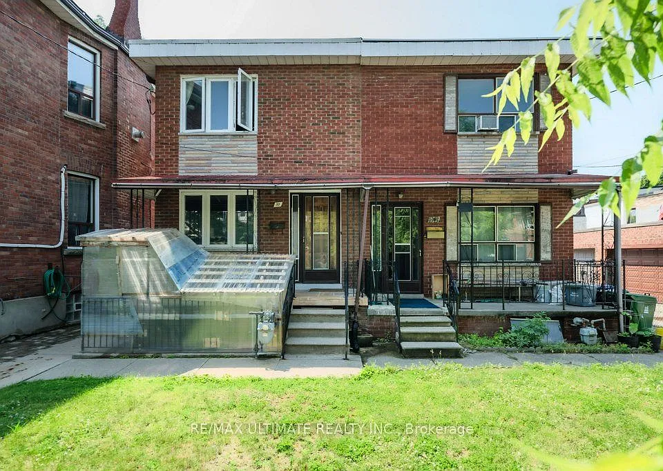 53 Churchill Ave #MAIN