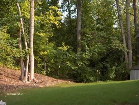 Spacious and private backyard retreat