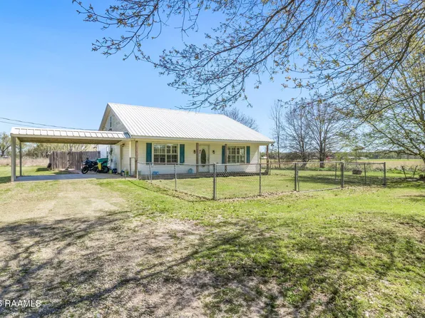 208 Deville Rd, Opelousas, LA 70570