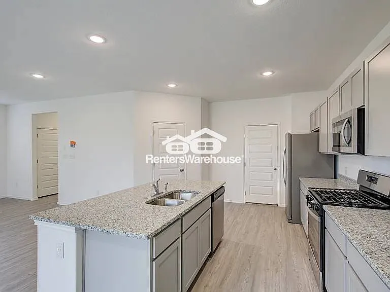 Building Photo - 5526 Fossil Way