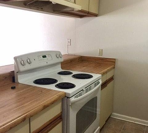 4th image of 2363 Sandpiper St