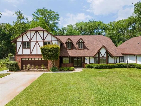 10721 Skyhawk Dr, New Port Richey, FL 34654