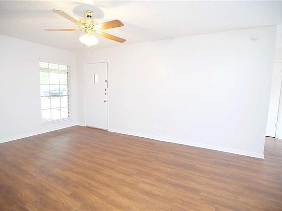 2nd image of 2203 Lanier Dr #B
