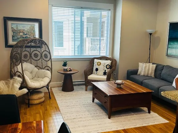 6057 Doumont Rd #111, Nanaimo, BC V9T 0G3