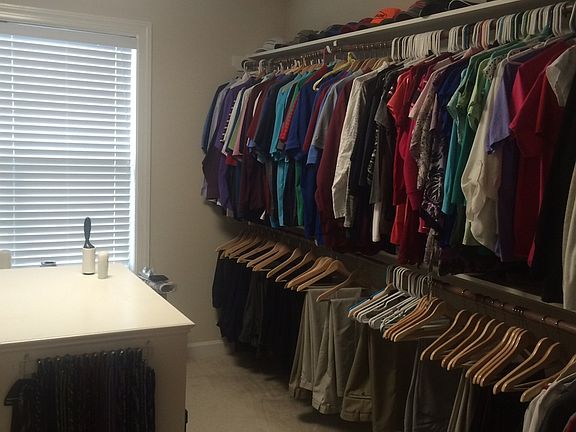 Master Closet picture 2