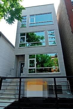1st image of 865 N Marshfield St #3