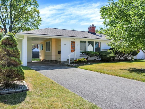 2707 E 57th St, Indianapolis, IN 46220
