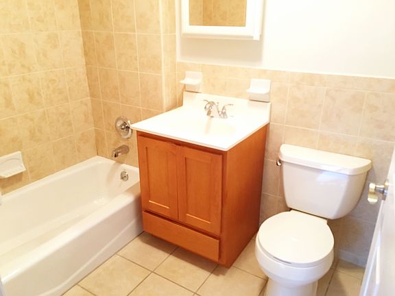 5th image of 2214 Astoria Blvd APT 4C