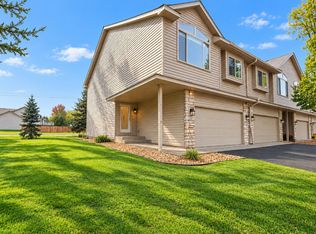 1120 Bristol Ln, Farmington, MN 55024