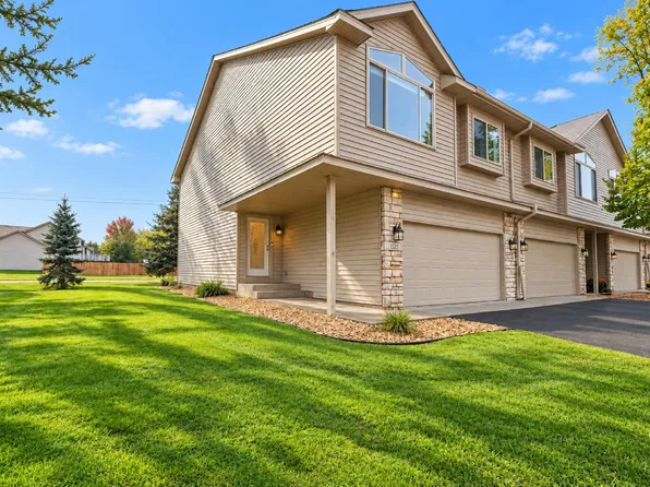 1120 Bristol Ln, Farmington, MN 55024