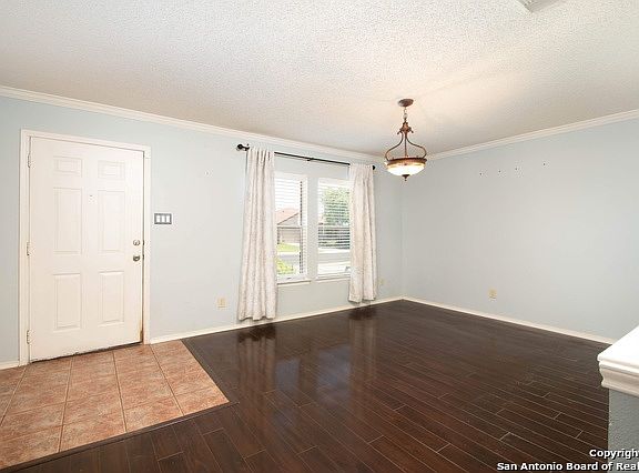 4th image of 9934 Panther Bay