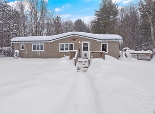 200 Sparhawk Rd, Parish, NY 13131