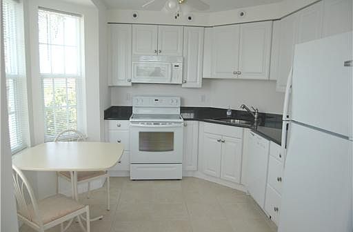 3rd image of 1927 Aynsley Way #334