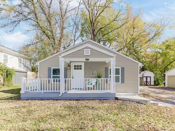 3211 NE Excelsior St, Kansas City, MO 64117