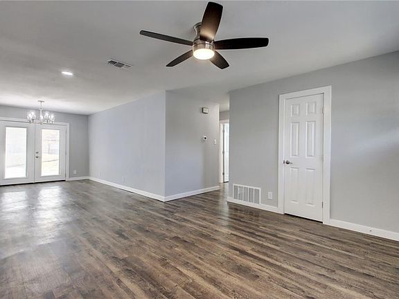 4th image of 4801 Bundyhill Dr