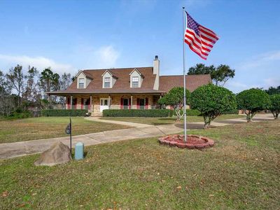 1400 Kingslake Dr, Cantonment, FL, 32533