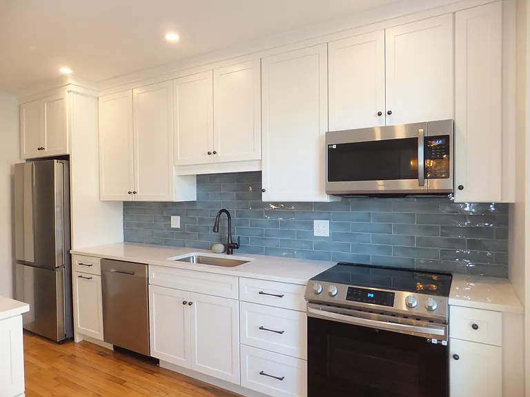 35 Melbourne St #1 — Photo 10