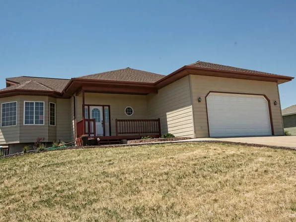 22991 Candlelight Dr, Rapid City, SD 57703