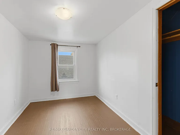 25 Pelham Rd #UPPER — Photo 20