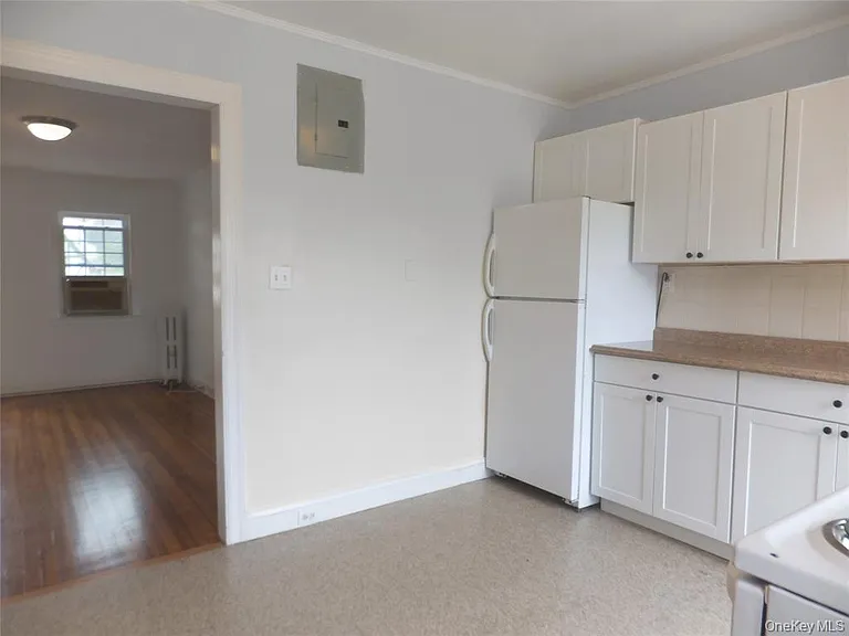 107 Kensington Rd #5 — Photo 6