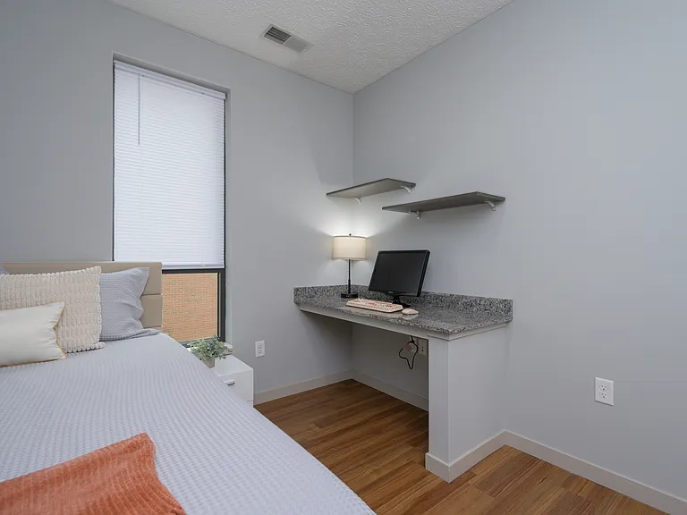 The 401 Lofts — Photo 20