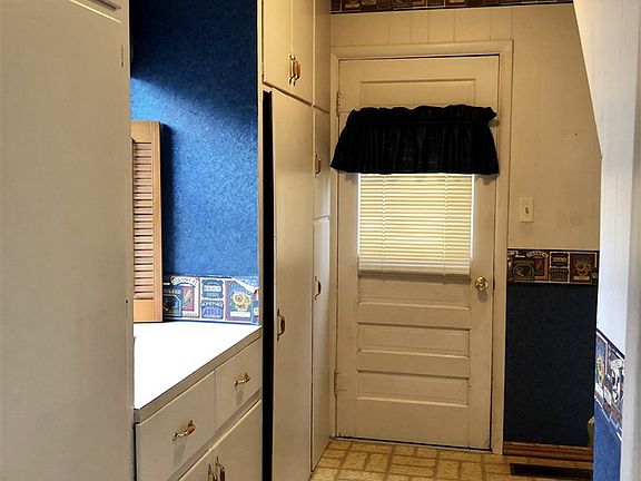 5th image of 1028 N C St