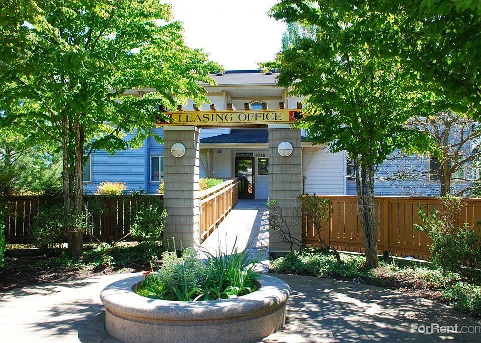 1st image of 4720 21st Ave NE APT A206